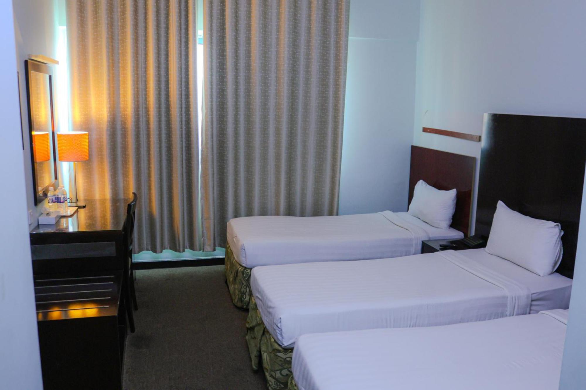 Boonmax Hotel Dubai Exterior foto